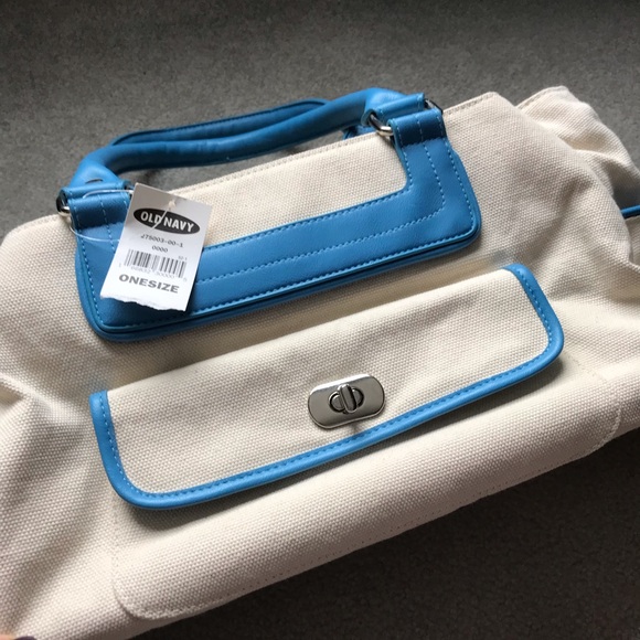 Old Navy Handbags - 👜🆕Old Navy Canvas Purse👜